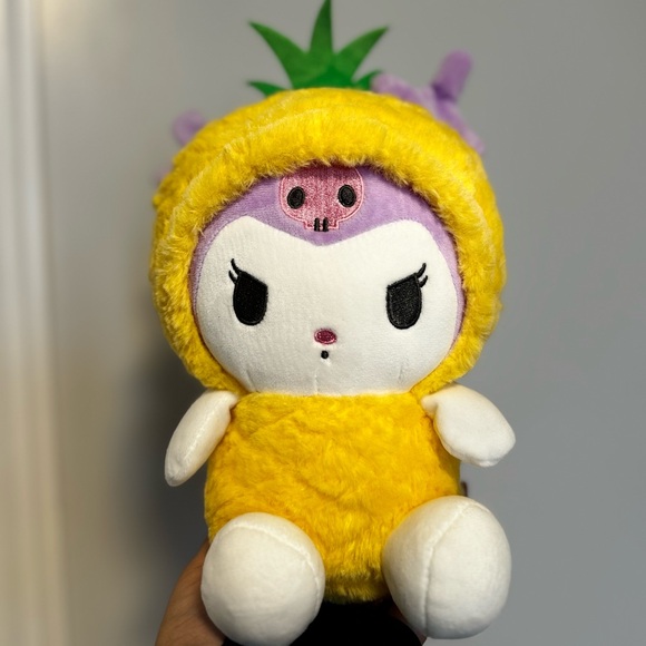 SANRIO KUROMI PINEAPPLE PLUSH - Picture 2 of 2